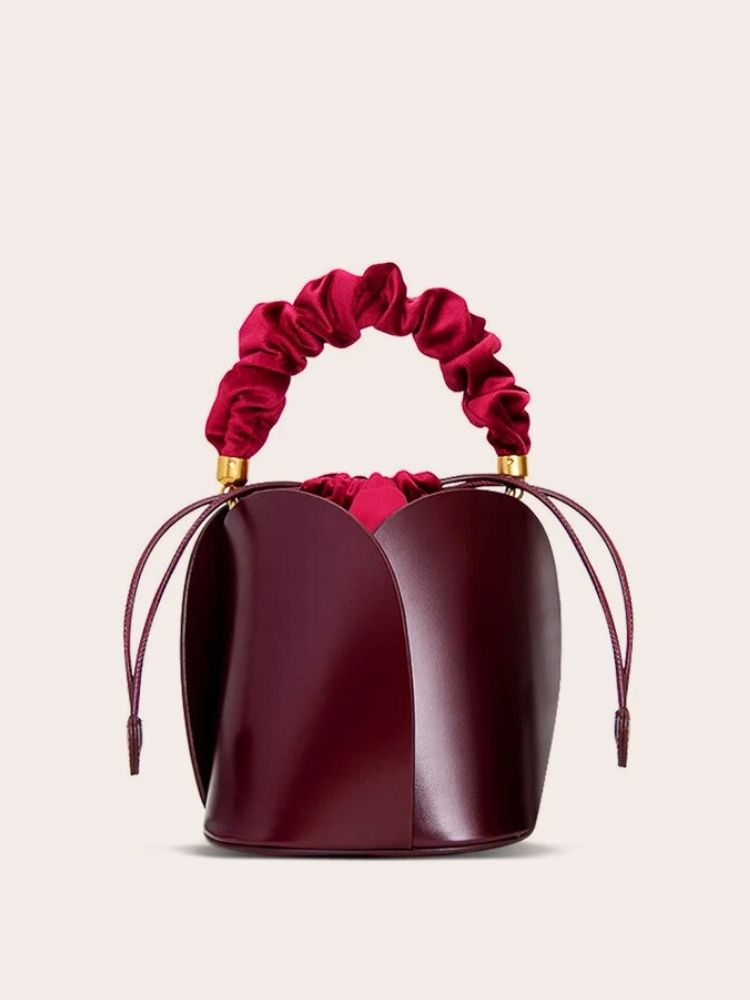 Lule Bucket Bag
