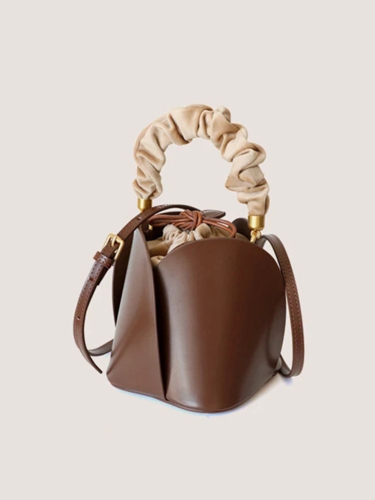 Lule Bucket Bag